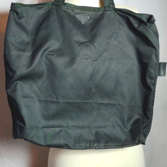Auth. Prada Tote Bag, Excellent Vintage Condition, Rare w Mixed Media Figure - Picture 11 of 13
